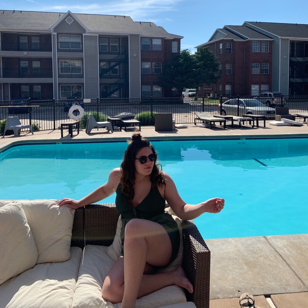 Meet your Posher, Liv